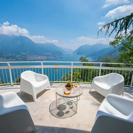 Via Sumpiazzo Sleeps 14 Pool * Civenna