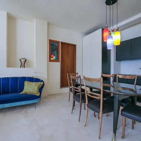Via Sumpiazzo Sleeps 14 Pool *