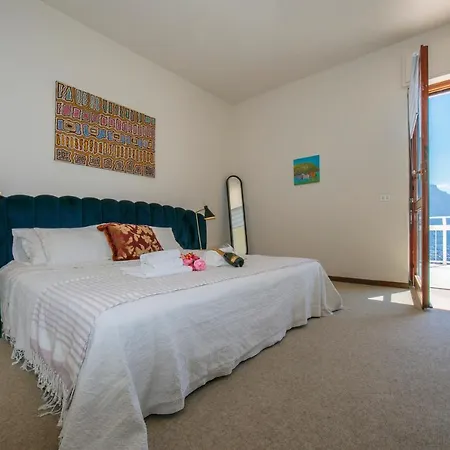 Via Sumpiazzo Sleeps 14 Pool וילה *