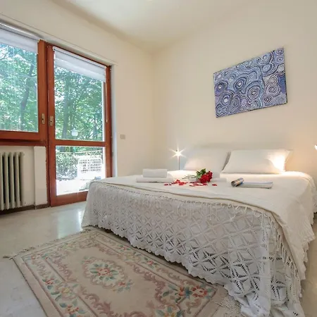 Via Sumpiazzo Sleeps 14 Pool וילה *
